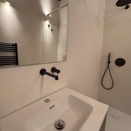 Apartment Piazza Grande - Fioraia 24 *